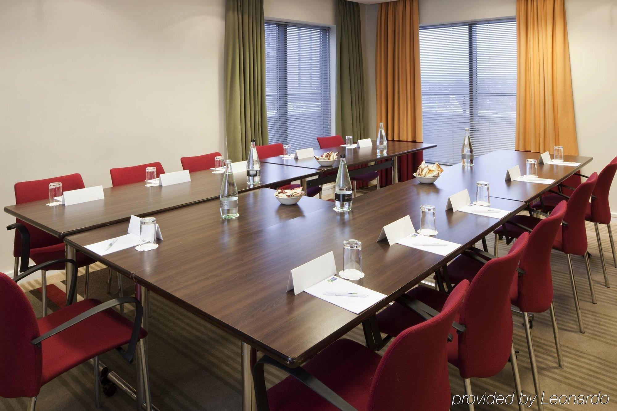 Hotel Express London By Ihg 3*
