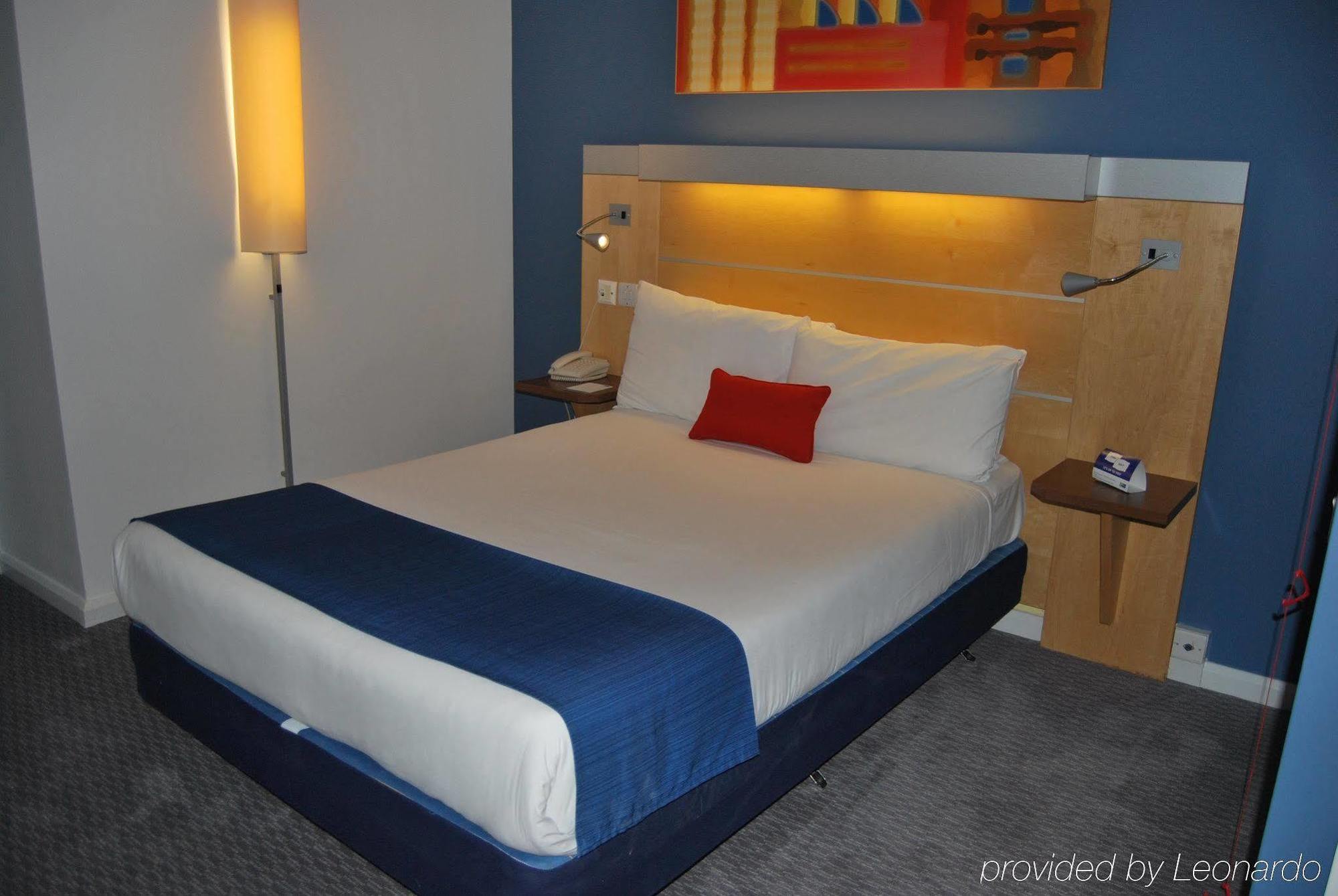 Express London By Ihg Hotel Croydon